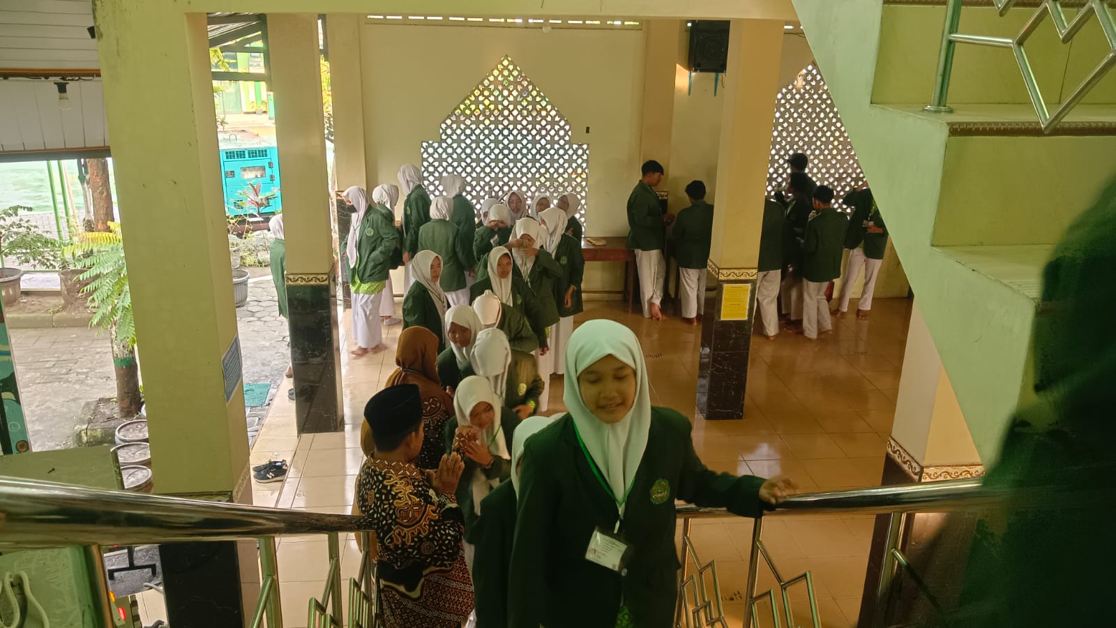Kepala MTsN 9 Bantul Berikan Motivasi dan Doa Restu kepada Murid Kelas IX Jelang TKA